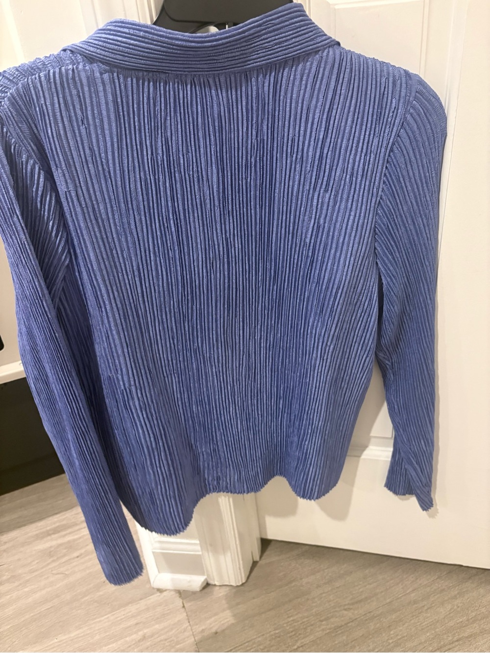Textured Ribbed Button-Down Shirt Jacket in Periwinkle Blue - Picture 3 of 4